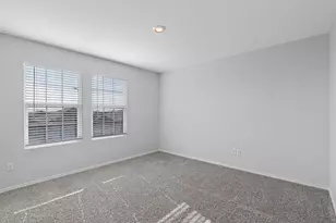 321 S Arnage Dr, Hutto, TX 78634 - Photo 13