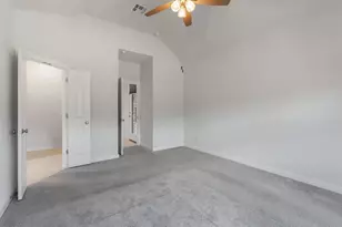 8215 Prairie Rye Dr, Lago Vista, TX 78645 - Photo 13