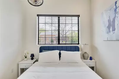 808 E Lydia Street, Austin, TX 78702 - Photo 35