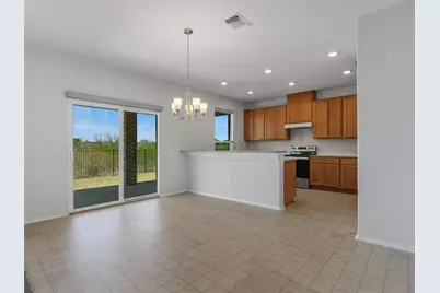 308 Linden Street, Bastrop, TX 78602 - Photo 9