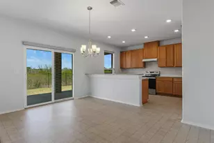 308 Linden St, Bastrop, TX 78602 - Photo 9