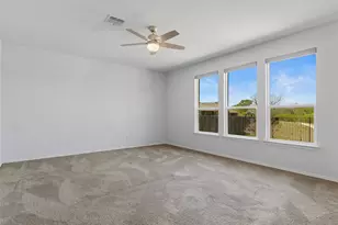 308 Linden St, Bastrop, TX 78602 - Photo 7