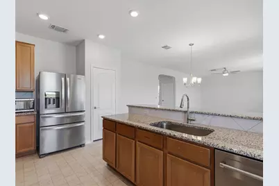 308 Linden Street, Bastrop, TX 78602 - Photo 13