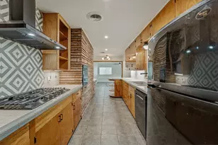 502 Sunrise Cir, Austin, TX 78704 - Photo 1