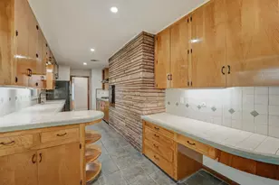 502 Sunrise Cir, Austin, TX 78704 - Photo 15