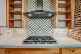 502 Sunrise Cir, Austin, TX 78704 - Photo 9