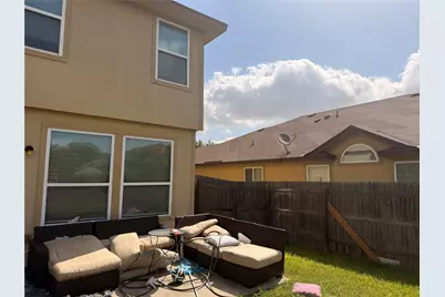 124 Langtry Lane, Jarrell, TX 76537 - Photo 31