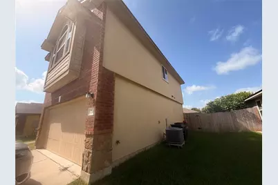 124 Langtry Lane, Jarrell, TX 76537 - Photo 23