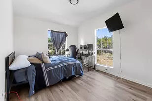 15501 Fox Run Dr, Austin, TX 78737 - Photo 23