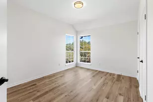 15501 Fox Run Dr, Austin, TX 78737 - Photo 17