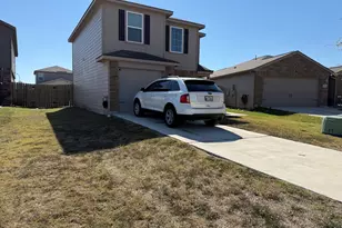 709 Yearwood Ln, Jarrell, TX 76537 - Photo 3