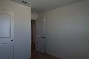 709 Yearwood Ln, Jarrell, TX 76537 - Photo 29