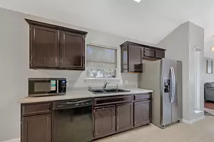 1001 Apple Cross Dr, Pflugerville, TX 78660 - Photo 11