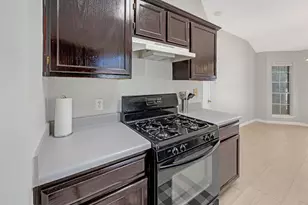 1001 Apple Cross Dr, Pflugerville, TX 78660 - Photo 11