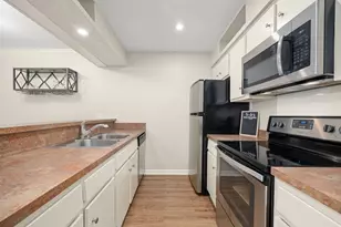 6501 E Hill Dr, Austin, TX 78731 - Photo 9