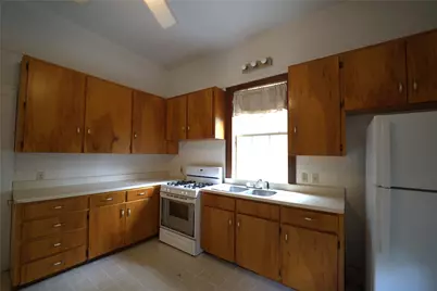 823 Midway Street, San Marcos, TX 78666 - Photo 11