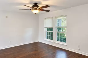1015 E Yager Ln, Austin, TX 78753 - Photo 3