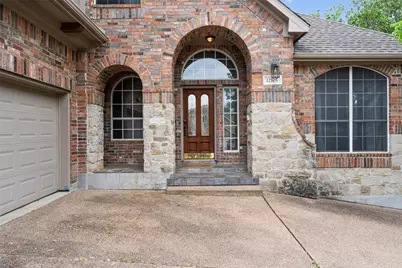 12105 Portobella Drive, Austin, TX 78732 - Photo 9
