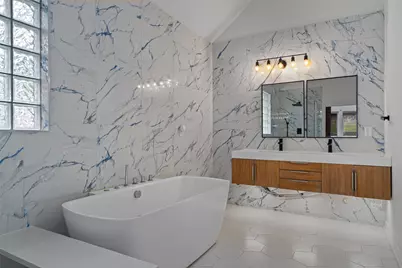 12105 Portobella Drive, Austin, TX 78732 - Photo 21