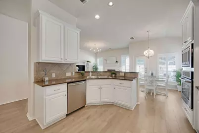 12920 Appaloosa Chase Drive, Austin, TX 78732 - Photo 11