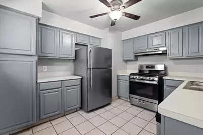 1130 Bois D Arc Street, Lockhart, TX 78644 - Photo 7