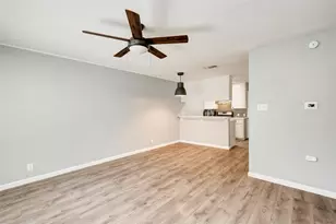 838 N Meadows Dr, Austin, TX 78758 - Photo 7