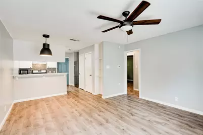 838 N Meadows Drive, Austin, TX 78758 - Photo 5