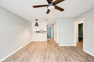 838 N Meadows Dr, Austin, TX 78758 - Photo 5