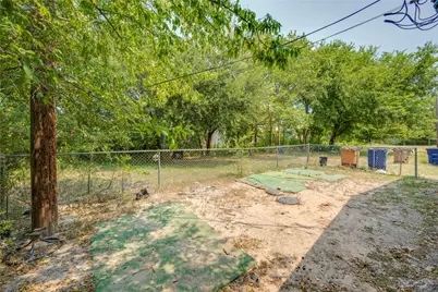 838 N Meadows Drive, Austin, TX 78758 - Photo 27