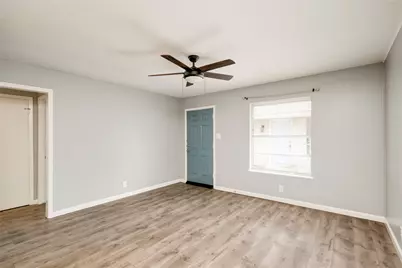 838 N Meadows Drive, Austin, TX 78758 - Photo 11