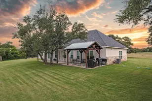 815 Co Rd 207, Liberty Hill, TX 78642 - Photo 1