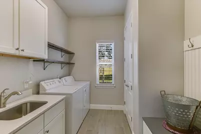 815 County Road 207, Liberty Hill, TX 78642 - Photo 17