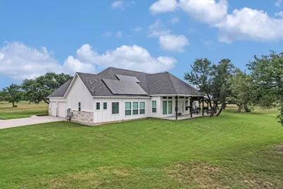 815 County Road 207, Liberty Hill, TX 78642 - Photo 35