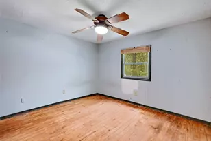 1181 Ridgeway Dr, Austin, TX 78702 - Photo 15