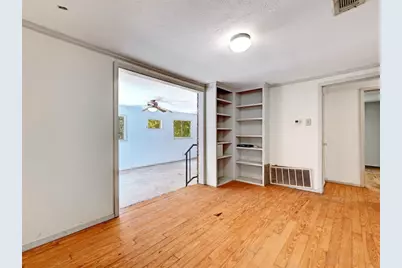 1181 Ridgeway Drive, Austin, TX 78702 - Photo 11