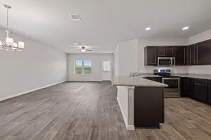 229 Independence Ave, Liberty Hill, TX 78642 - Photo 5