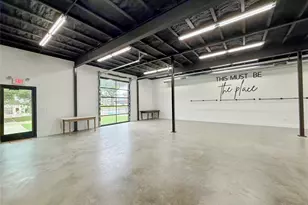 617 Main St, Lexington, TX 78947 - Photo 3