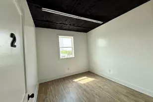 617 Main St, Lexington, TX 78947 - Photo 17