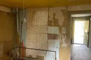 908 N Vogelsang Ave, Cameron, TX 76520 - Photo 7