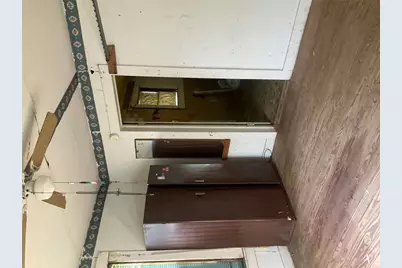 908 N Vogelsang Avenue, Cameron, TX 76520 - Photo 17