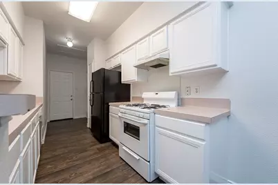 322 Tamara Drive #B, Georgetown, TX 78628 - Photo 11