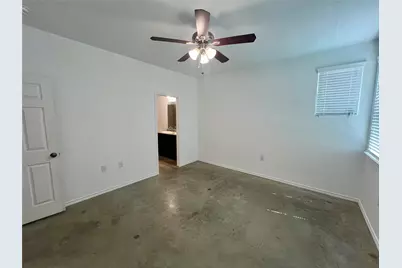 805 Hallie Cove, Lockhart, TX 78644 - Photo 29