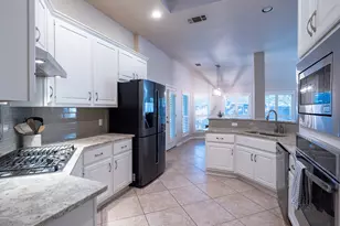 17200 Poncho Springs Ln, Austin, TX 78717 - Photo 13