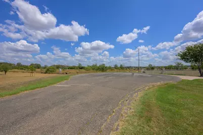 100 Colorado Bluff, Cedar Creek, TX 78612 - Photo 7