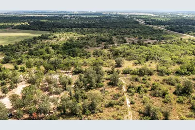 1411 Bugtussle Lane, Luling, TX 78648 - Photo 11