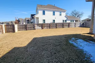 408 Los Olives Ln, Liberty Hill, TX 78642 - Photo 3