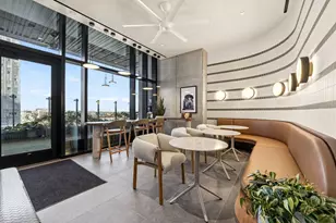 610 Davis St, Austin, TX 78701 - Photo 29