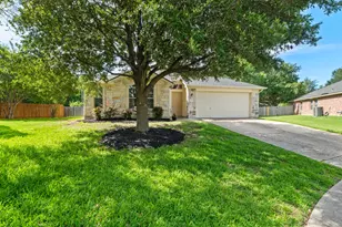 1109 Blackburn Pl, Round Rock, TX 78665 - Photo 3