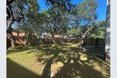 2037 Northview Drive, San Marcos, TX 78666 - Photo 11