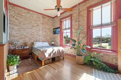 707 Chestnut Street, Bastrop, TX 78602 - Photo 7